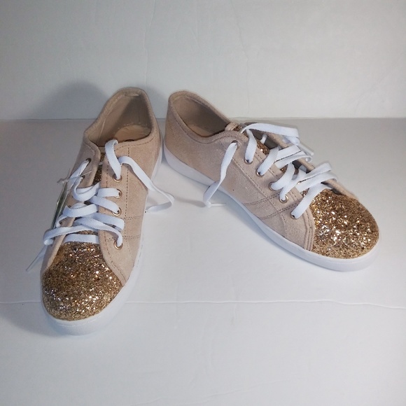 daisy fuentes glitter tennis shoes